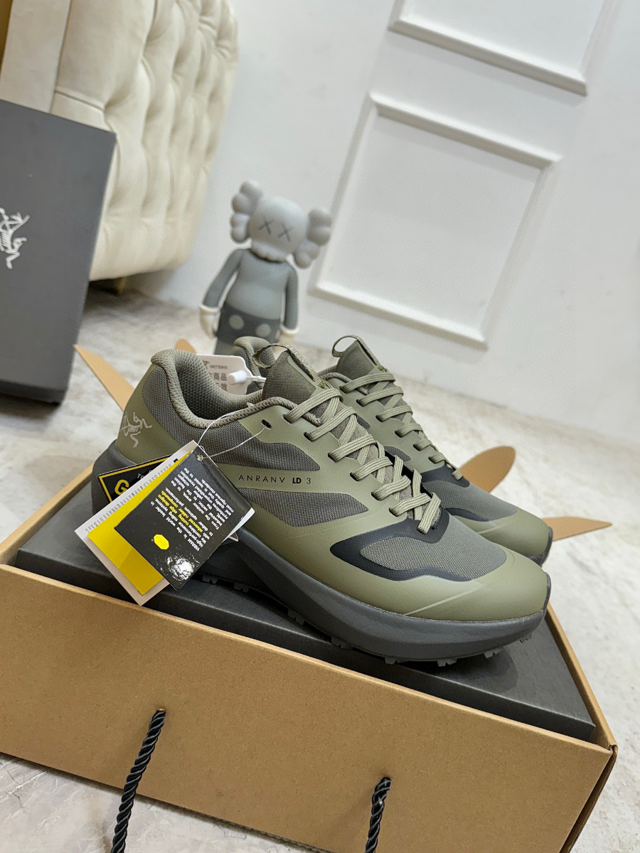 arcteryx-아크테릭스트레일러닝화-35-001.jpg