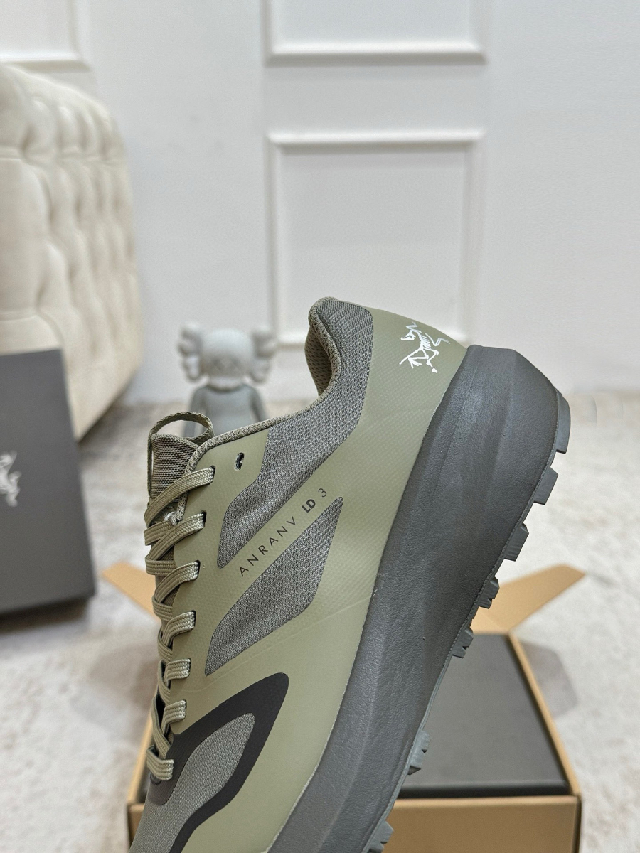 arcteryx-아크테릭스트레일러닝화-35-002.jpg